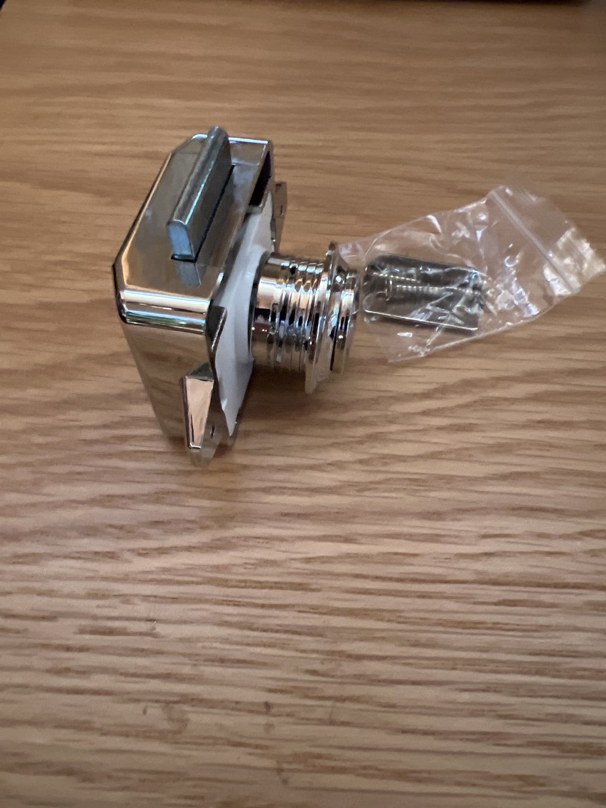chapa para muebles camper push lock